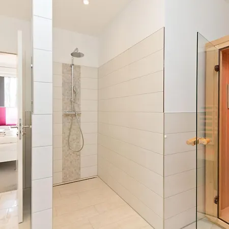 Residenzen Am Kulm Dorian 10 *